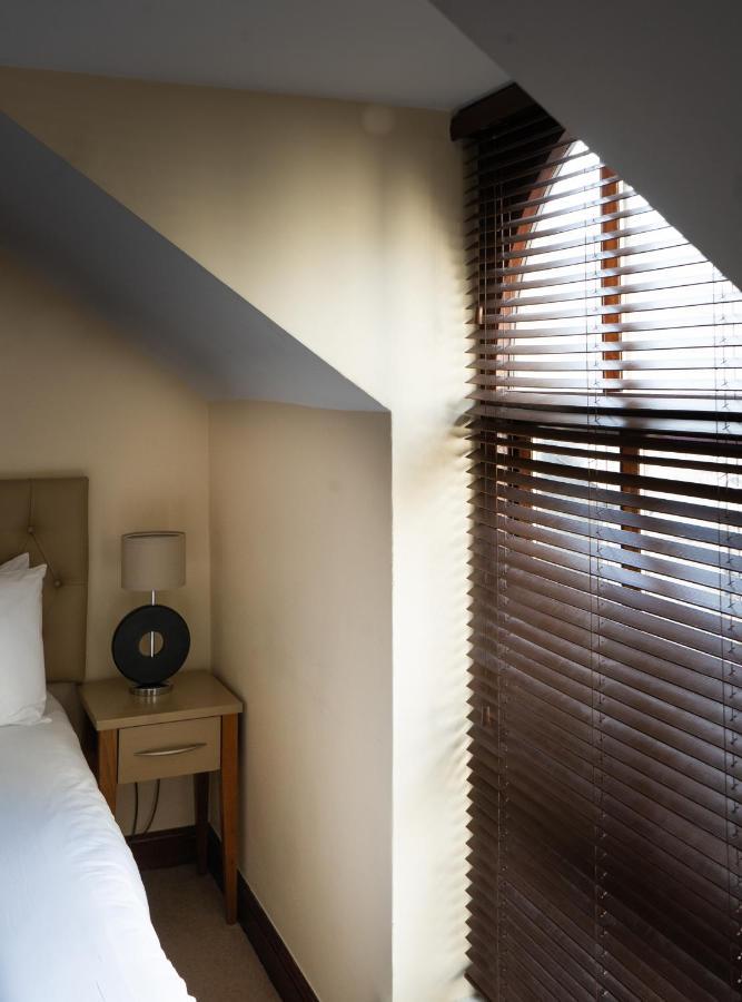 Brogans Bar & Hotel Guest house