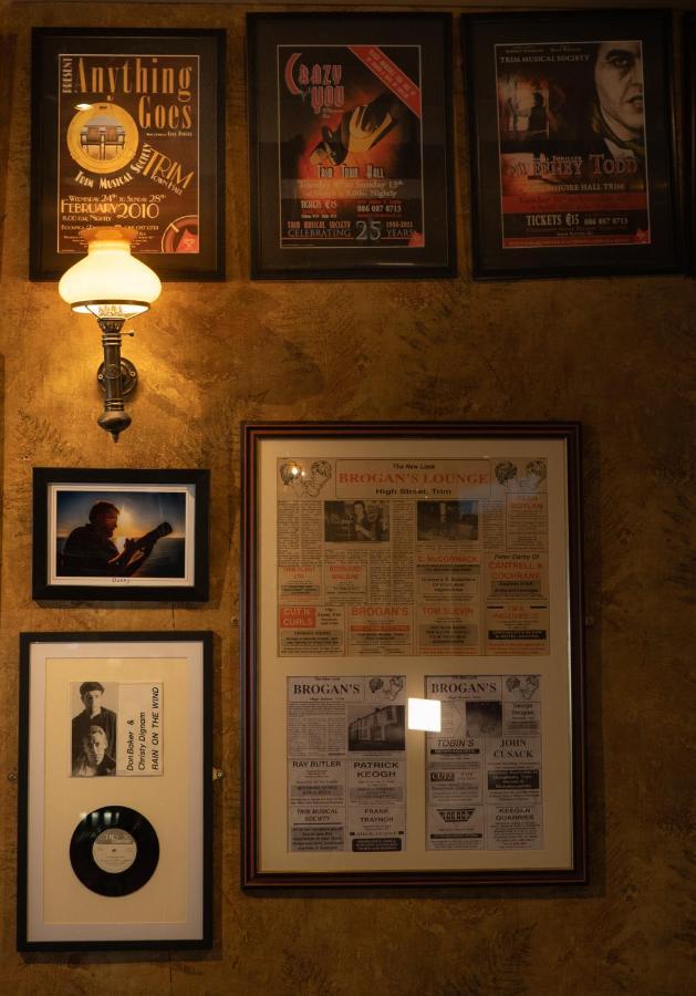 Brogans Bar & Hotel Guest house